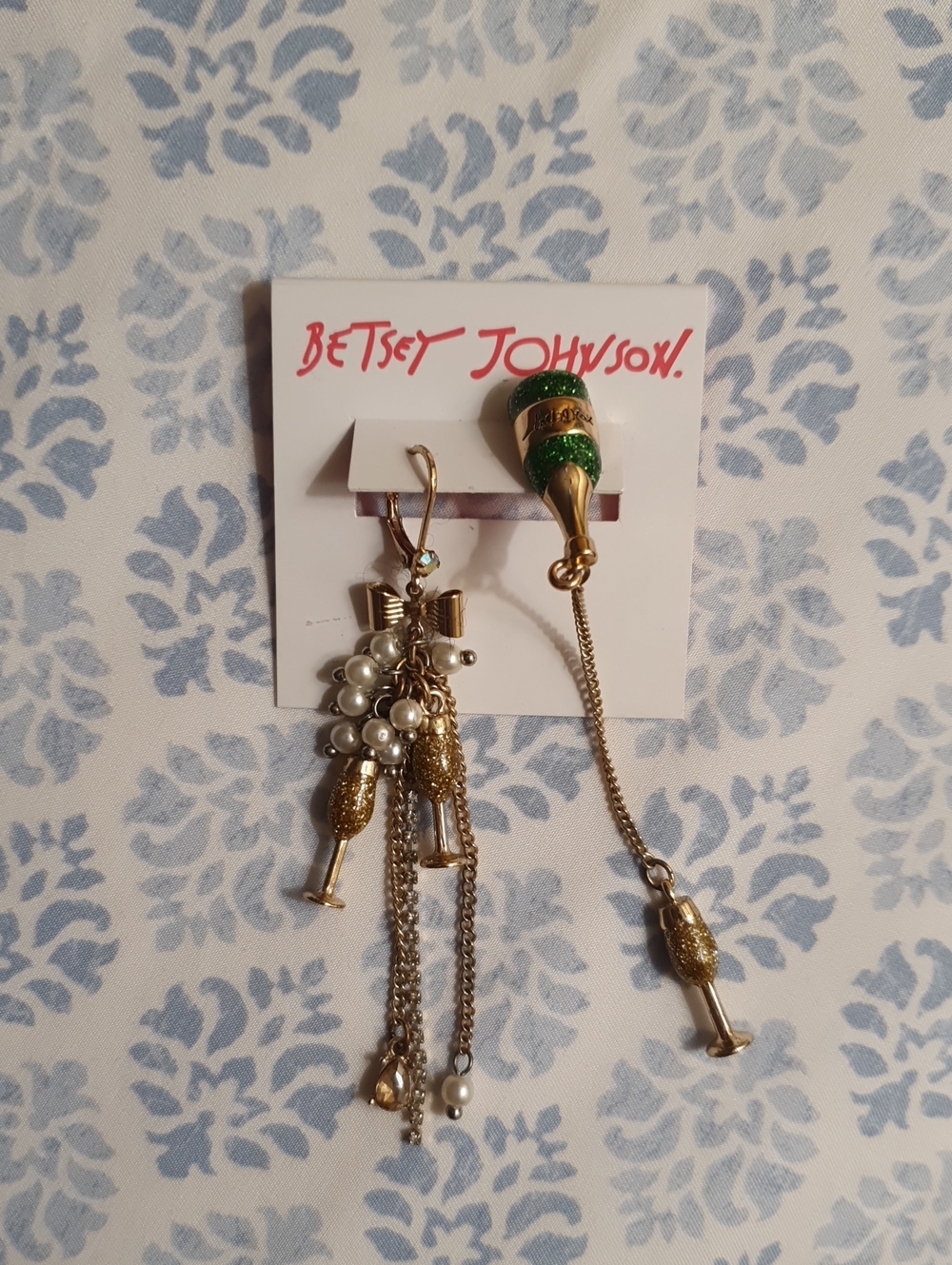 Betsey Johnson Gold & Green Champagne Drop Cluster Earrings with Pearls